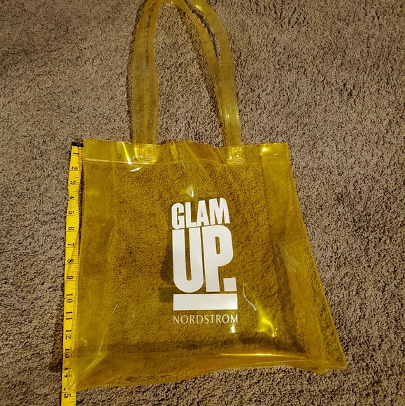 NWOT Nordstrom Limited Edition yellow Glam up bag - Picture 1 of 5